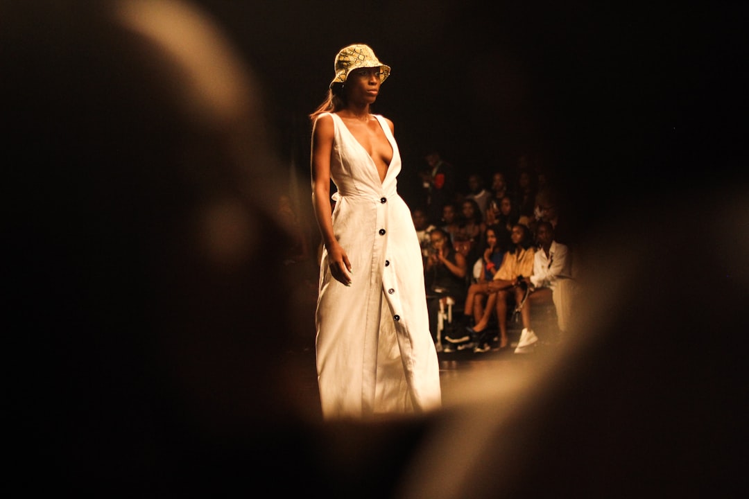 Dubai Fashion Week: Embracing Luxury and Innovation